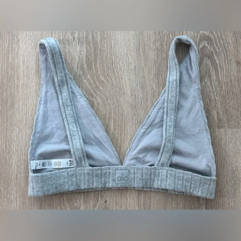 Alo Yoga Ribbed Take Comfort Bra in Athletic Heather Grey Sz‎ M